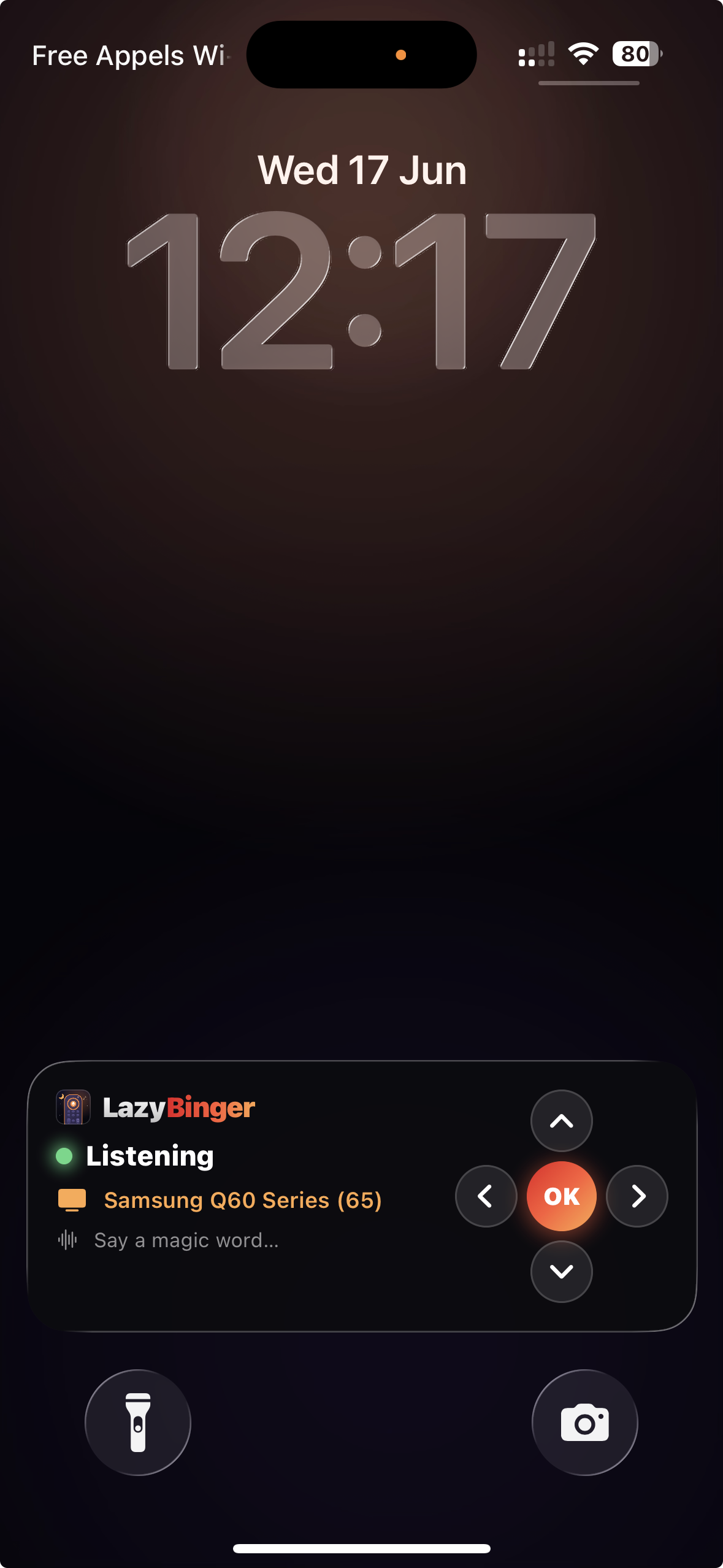 شاشة قفل iPhone تعرض جهاز التحكم في LazyBinger كـ Live Activity