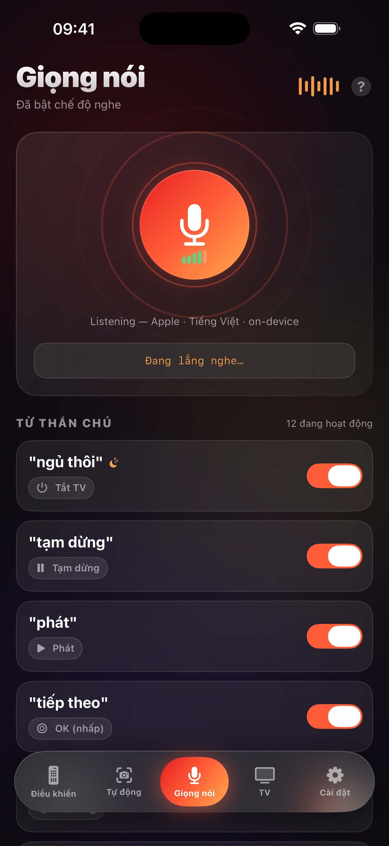 Màn hình chế độ giọng nói LazyBinger với câu thần chú