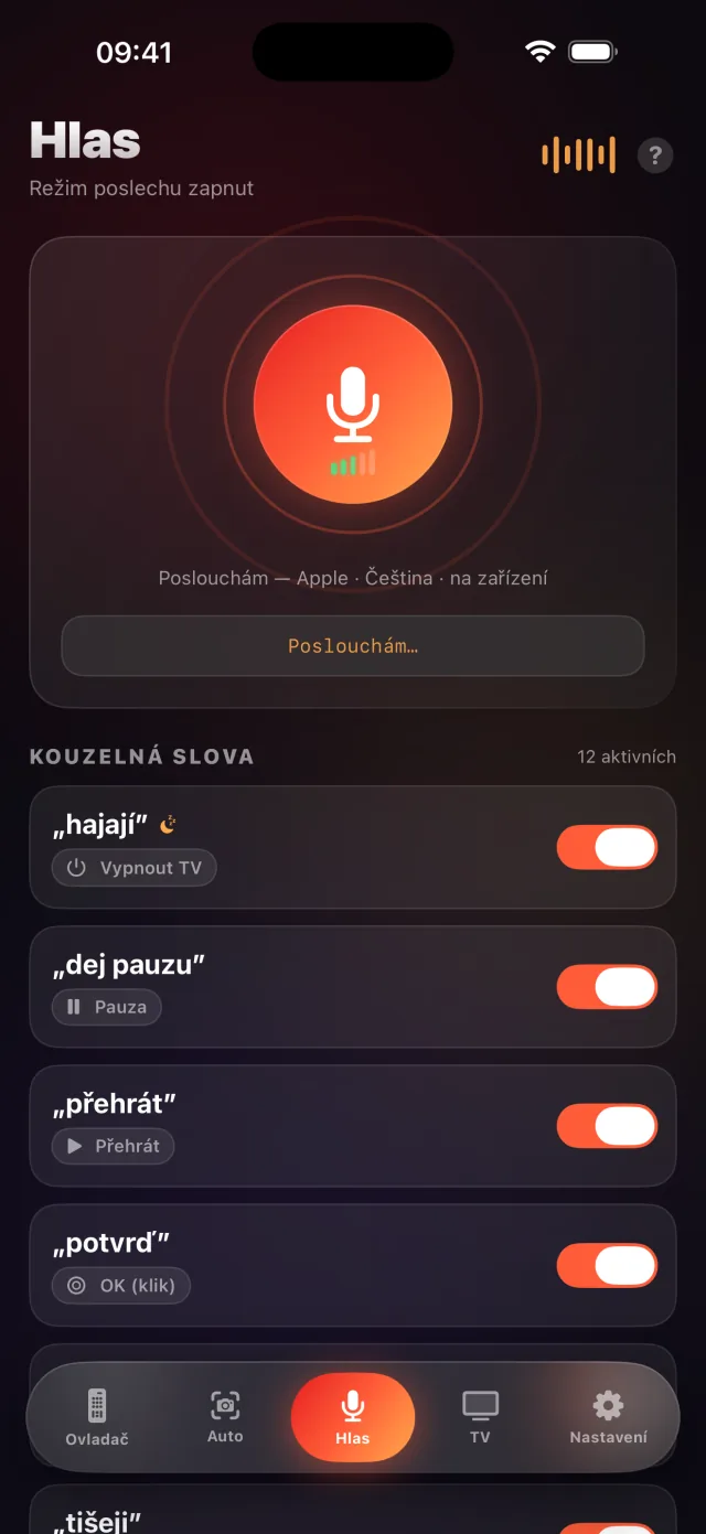 Obrazovka hlasového režimu LazyBinger s kouzelnými slovy